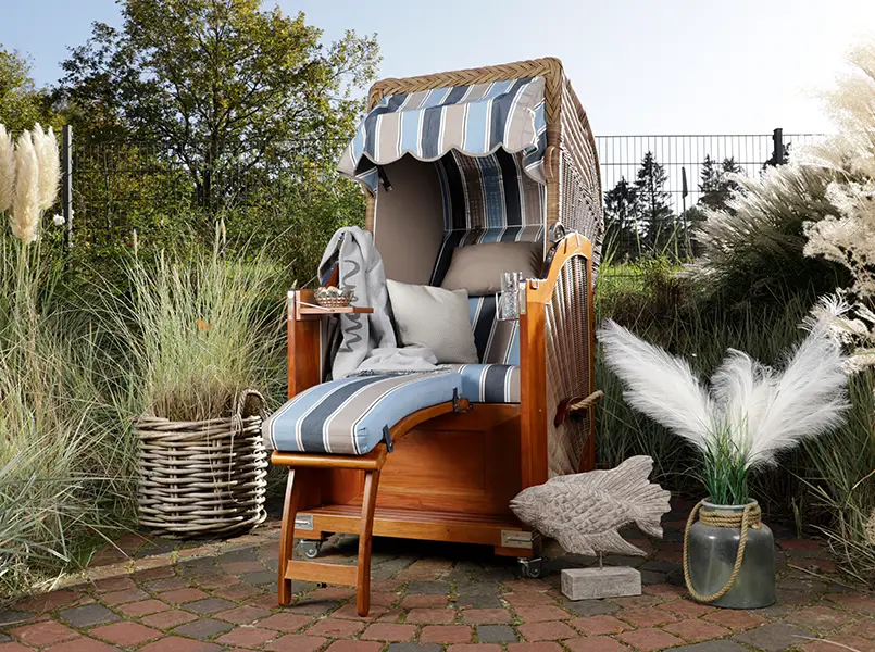 strandkorb-list-ohne-bullauge-im-garten